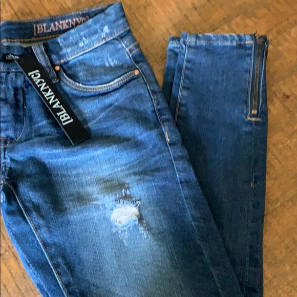 NWT BLANKNYC Love Sick Crop Skinny Jean, 24 - Picture 3 of 7
